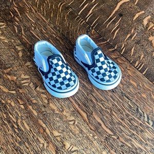 Hard sole checkered slip on vans for infant